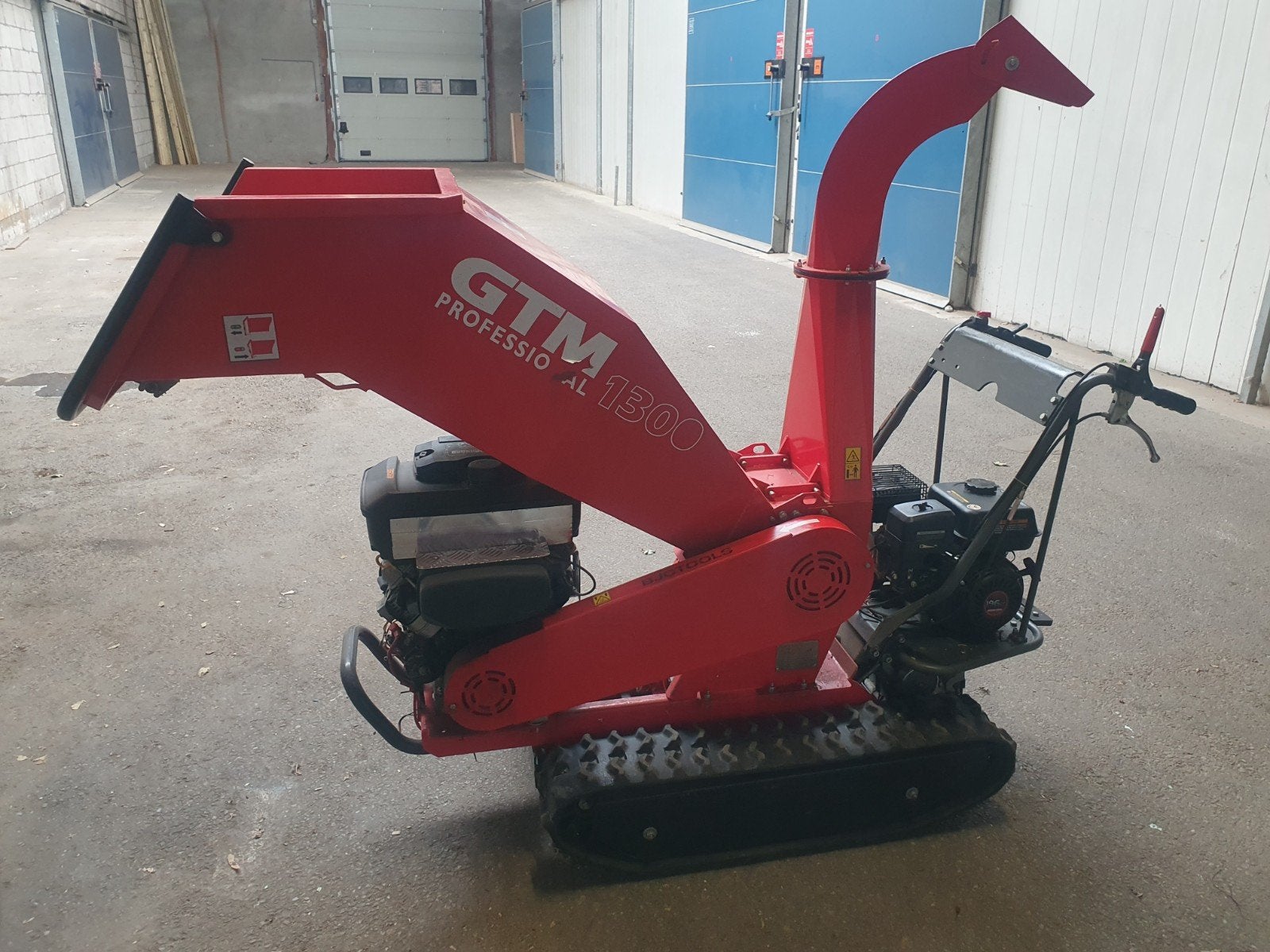 GTM Versnipperaar op rupsen, Tuin en Terras, Hakselaars, Ophalen, Zo goed als nieuw, Benzine, GTM Professional