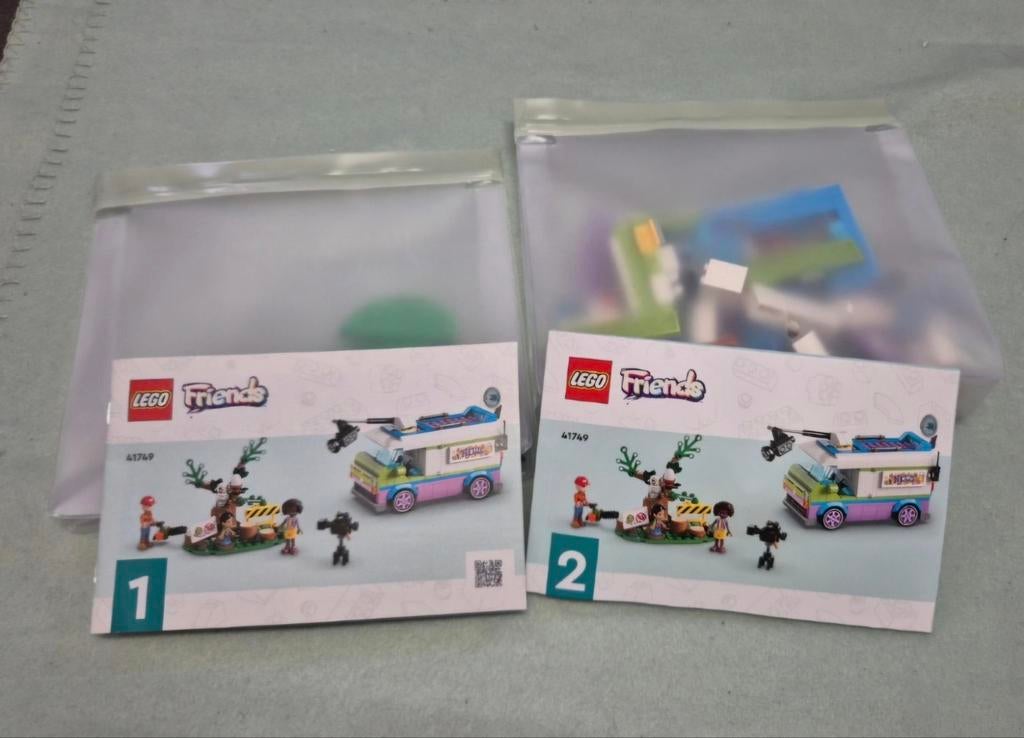 Lego Friends 41749 Mobiele Nieuwsbus met instructies, Gebruikt, Lego, Friends, Ophalen of Verzenden