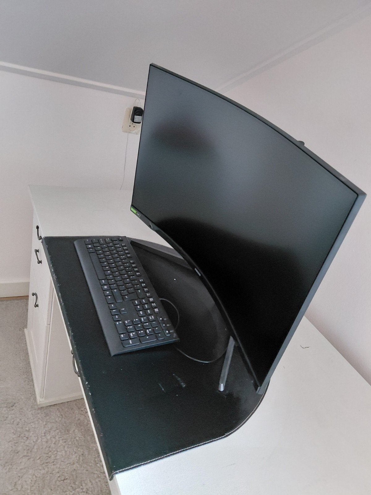 Samsung -32 inch - Odyssey Curved Gaming Monitor - Zo goed a, 101 t/m 150 Hz, Curved, VA, Zo goed als nieuw