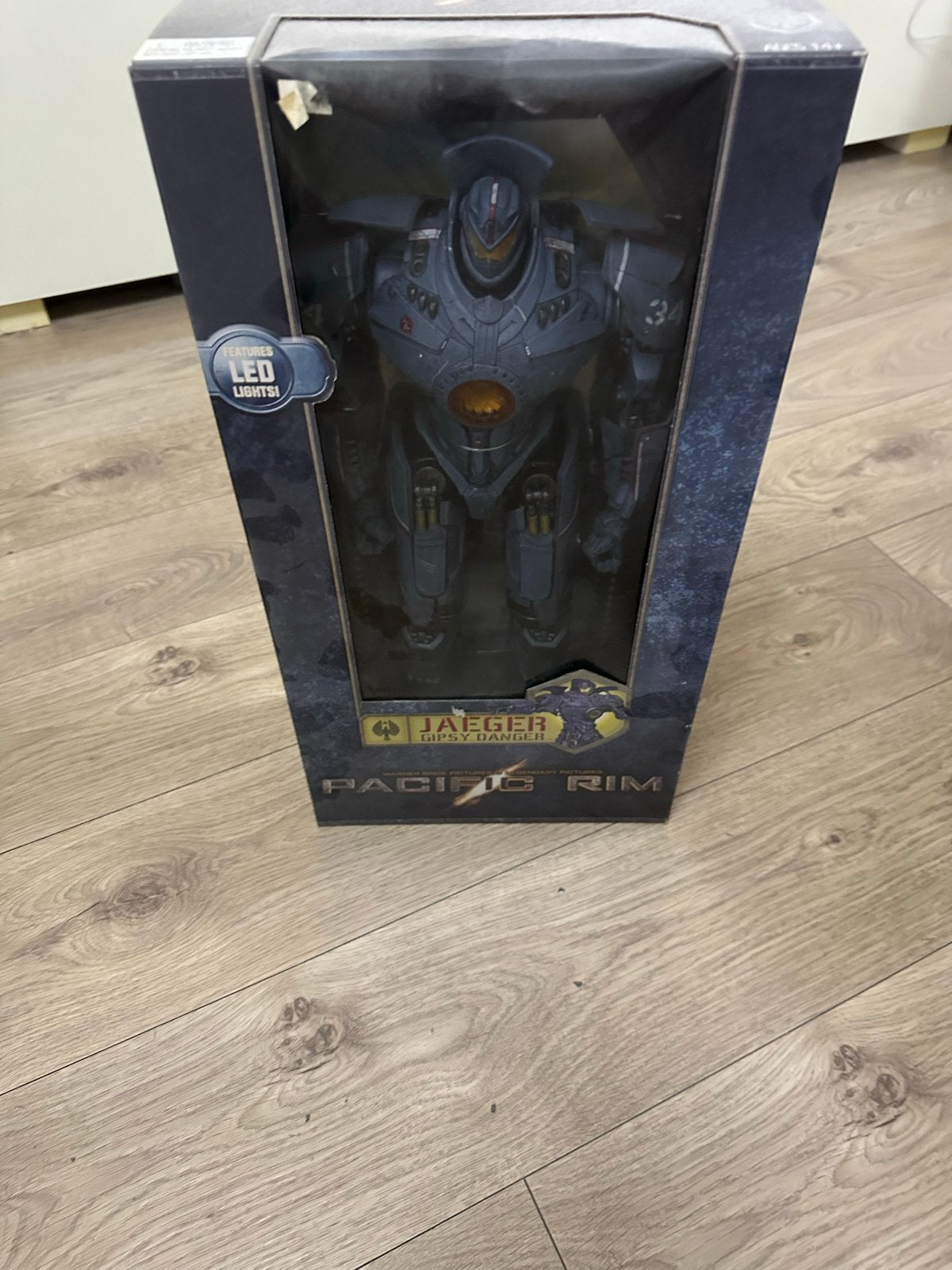 Pacific Rim Jaeger Gipsy Danger actiefiguur met LED, Ophalen, Zo goed als nieuw