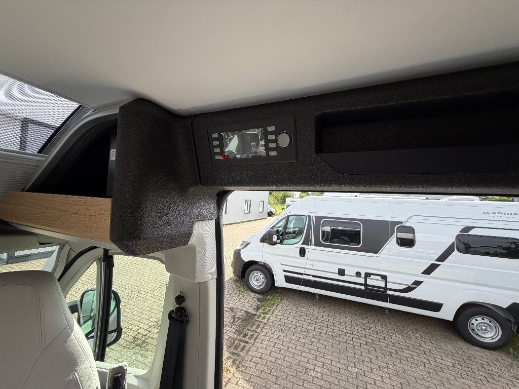 Foto 7 van AdriaTWIN SLB 640*AUTOMAAT* DUITSE PRIJS>NEDERLANDSE CAMPER