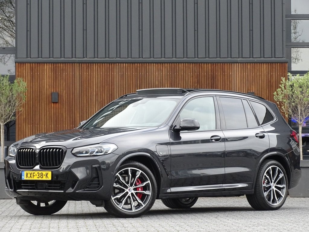 BMW X3 30e X-Drive 292PK M-Sport / M-Stoel / Harman Kardon /