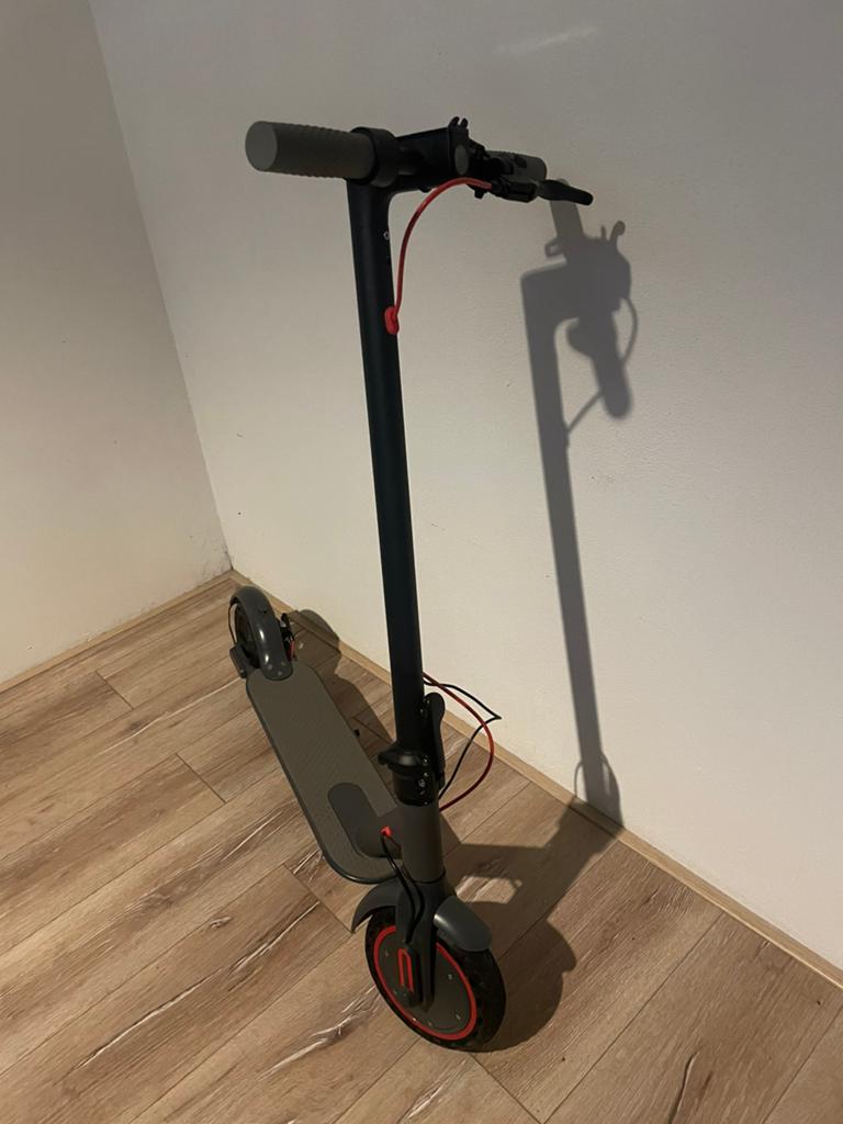 step elektrisch, Fietsen en Brommers, Steps, Ophalen of Verzenden, Gebruikt