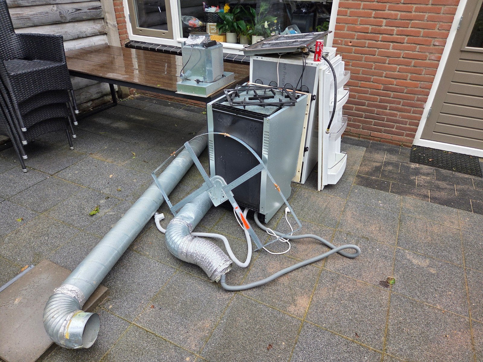 Oud ijzer, Witgoed en Apparatuur, Ophalen