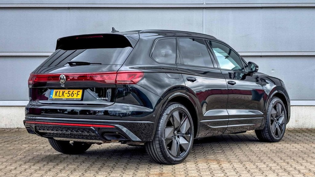 Volkswagen Touareg R 3.0 TSI eHybrid 462pk 4MOTION | SoH 100, Auto's, Volkswagen, Automaat, 12 maanden, 14 kWh, Gebruikt