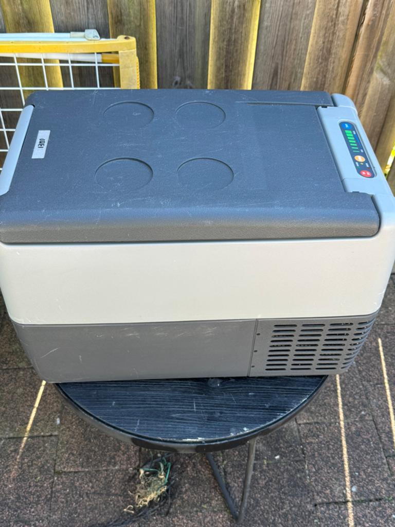 Waeco CF-35 coolfreze compressor koelbox op 12v 24v 220v, Caravans en Kamperen, Ophalen, Zo goed als nieuw, Koelbox, Compressor
