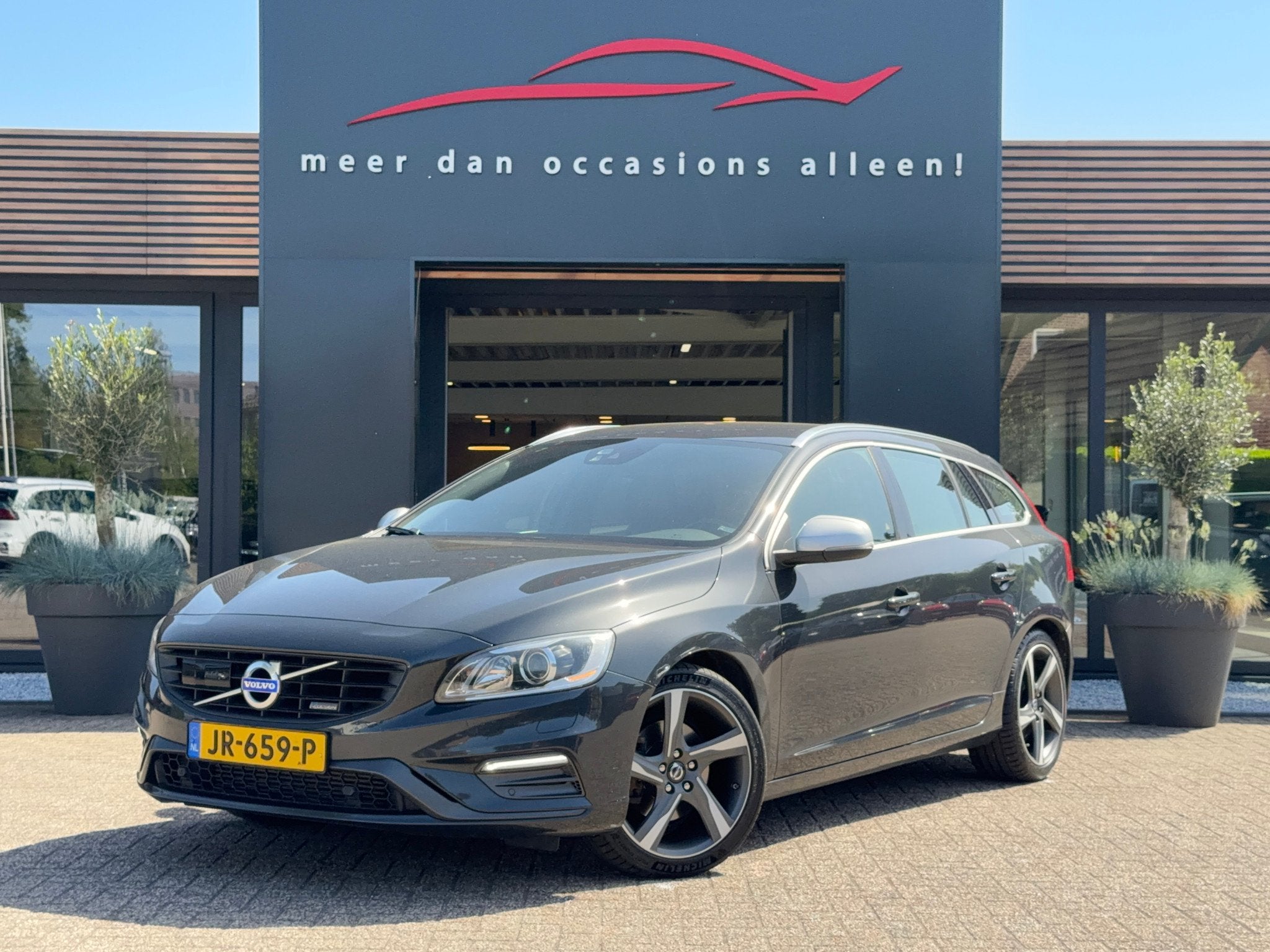 Volvo V60 T5 Ocean Race R-Design Nieuw Staat (bj 2014), Euro 6, 4 cilinders, Zilver of Grijs, 84 €/maand