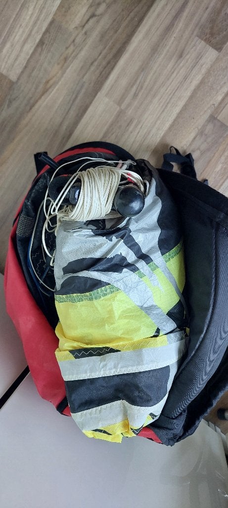 Slingshot RPM kitesurf zeil 9mtr met bar en rugzak, Gebruikt, 9 m², Geen board, Ophalen of Verzenden