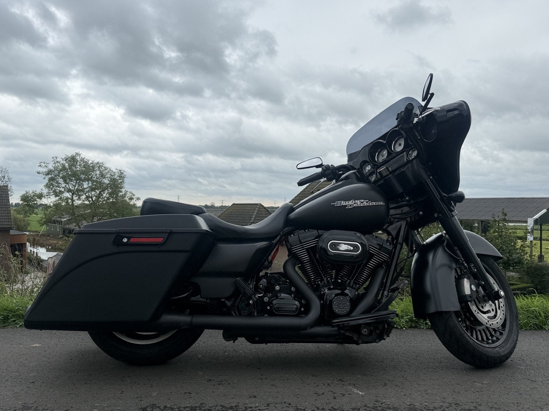 Harley-Davidson Street Glide 103 FLHX Custom*Gereviseerd*Bla, Middelblok 190
2831BR  GOUDERAK, NL, 1690 cc, Info@autobedrijfzeegers.nl