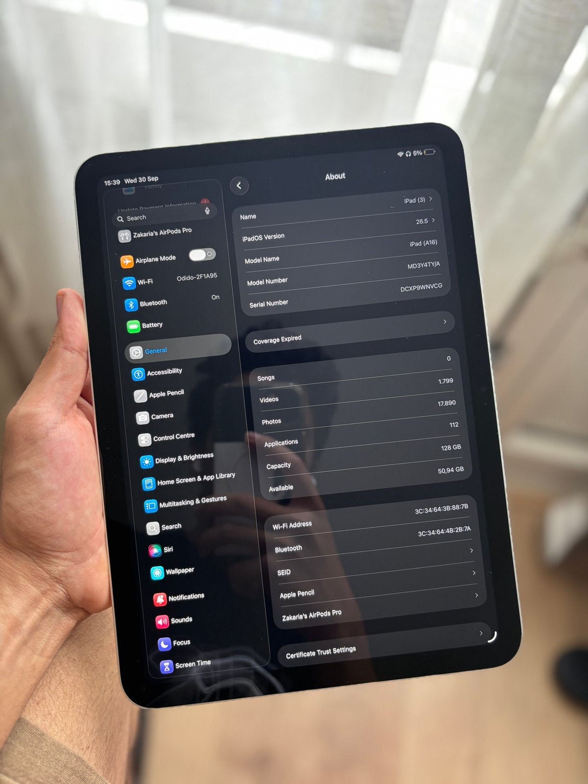 Foto 5 van Apple iPad 11’’ (2025) A16 128GB Wi-Fi met Apple Pencil