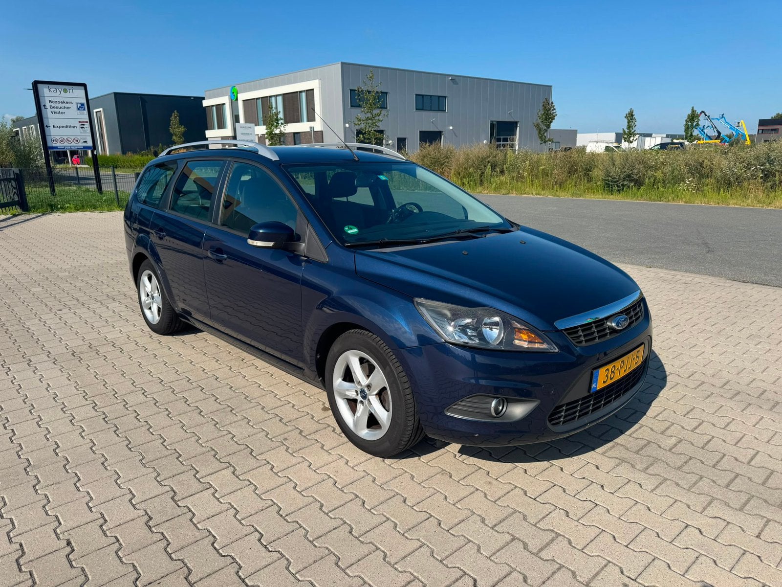 Ford Focus Wagon 1.6 Comfort/Airco/cruise control/trekhaak, 1596 cc, Zwart, 4 cilinders, Handgeschakeld