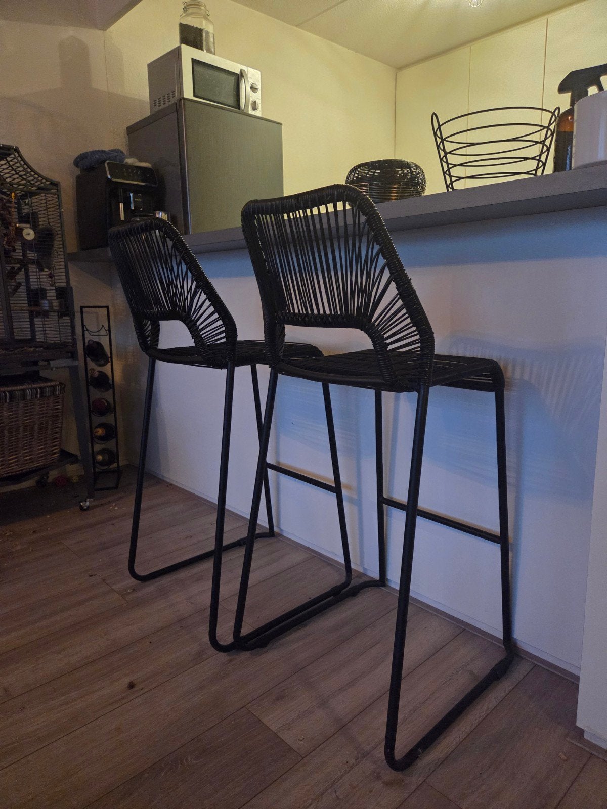 2 zwarte krukken in goede staat - Wegens verhuizing, Ophalen of Verzenden