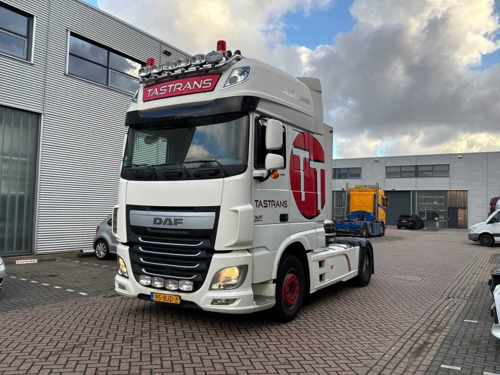 2017 DAF XF 460 FT Opleggertrekker (95-BJD-6), Auto's, Euro 6, Overige brandstoffen, 463 pk, Origineel Nederlands