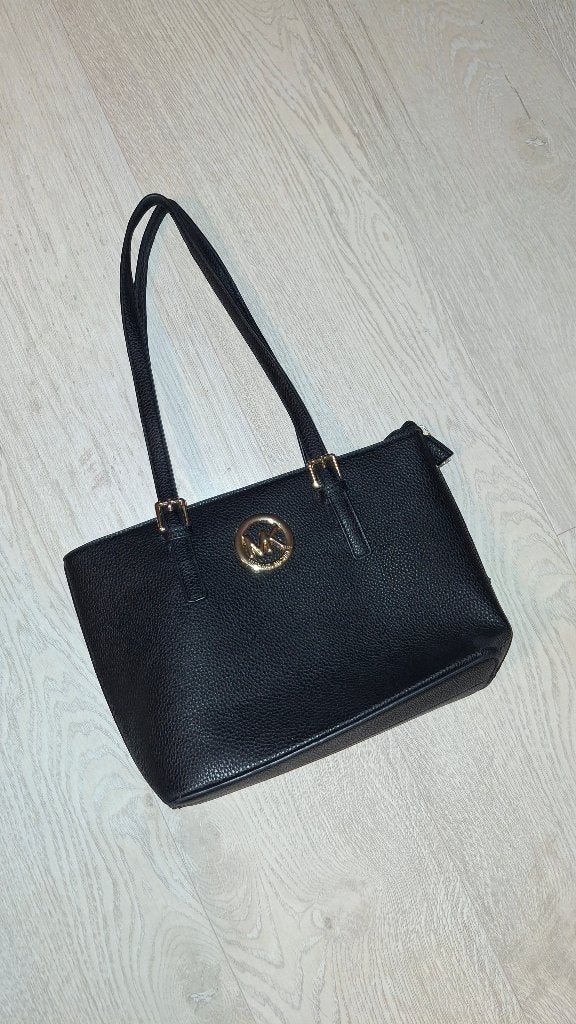 Tas michael kors ( replay ), Sieraden, Tassen en Uiterlijk, Tassen | Damestassen, Ophalen of Verzenden, Zo goed als nieuw, Zwart