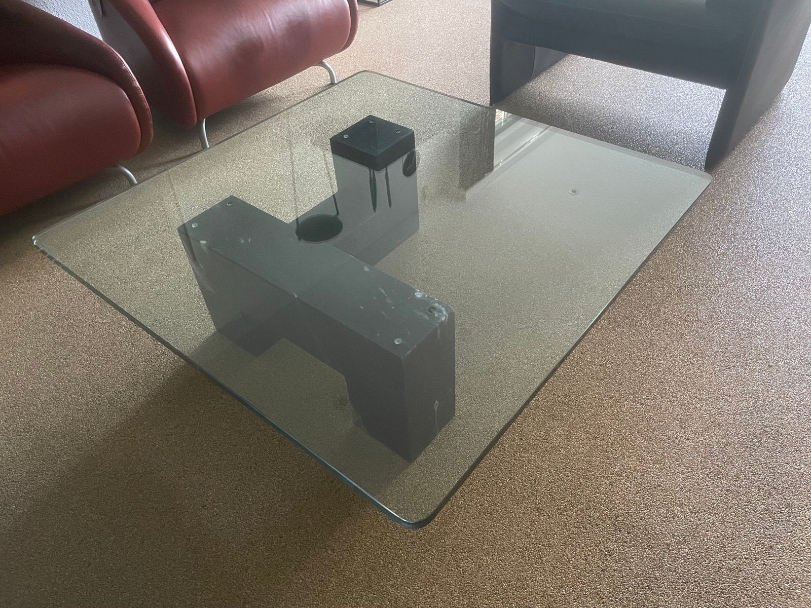 Design Salontafel 100x100cm met Glazen Blad en Marmeren Voet, Ophalen, Gebruikt, 100 tot 150 cm, Vierkant