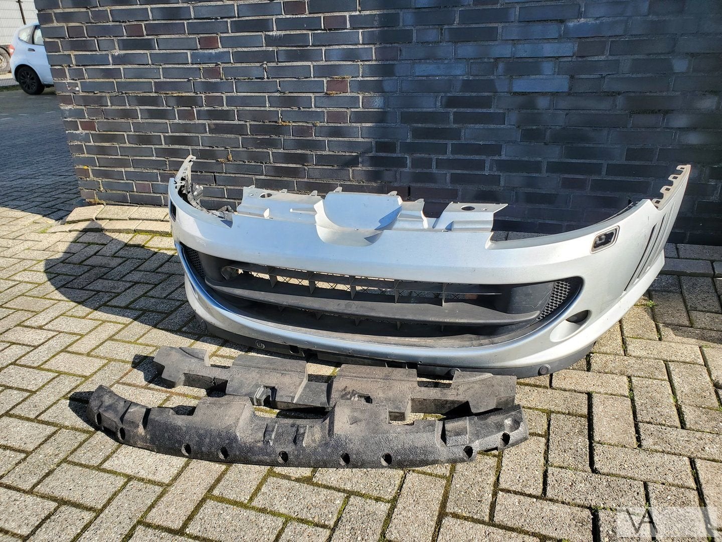Peugeot 407 coupe 2005 - 2011 voorbumper zilver met pdc €300, Gebruikt, -, Voor, -