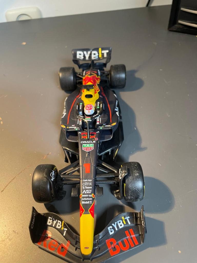 RedBull F1 MaxVerstappen auto, Ophalen of Verzenden, Zo goed als nieuw, Auto, Bburago