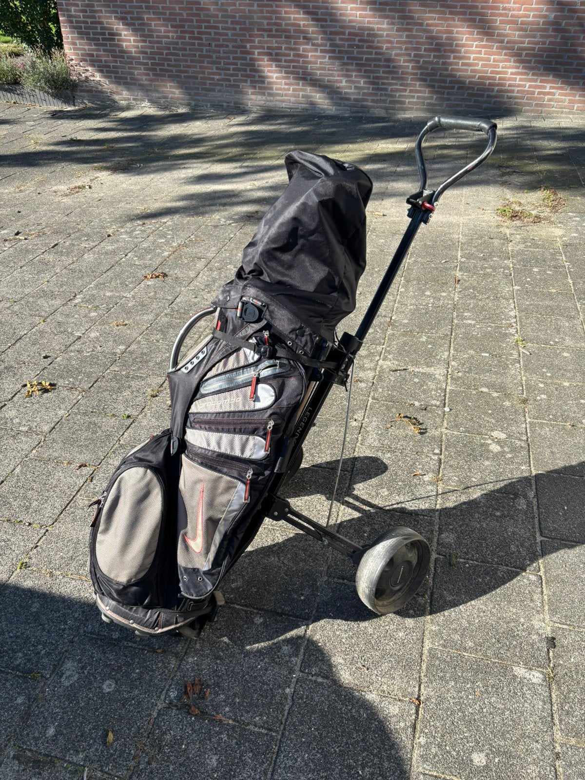 Linkshandige Nike Golfset Compleet met, Sport en Fitness, Ophalen, Zo goed als nieuw, Set