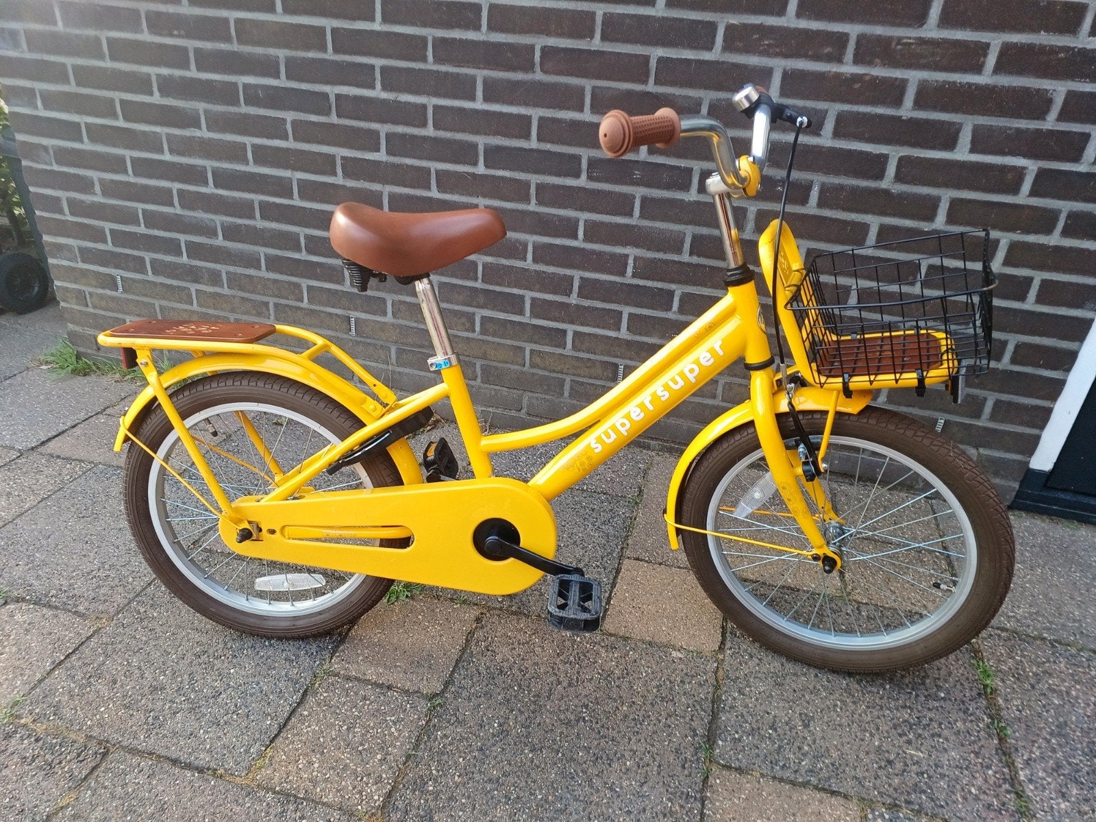 Kinderfiets 18 inch, Fietsen en Brommers, Fietsen | Kinderfietsjes, Ophalen, Terugtraprem, Zijwieltjes, 16 tot 20 inch