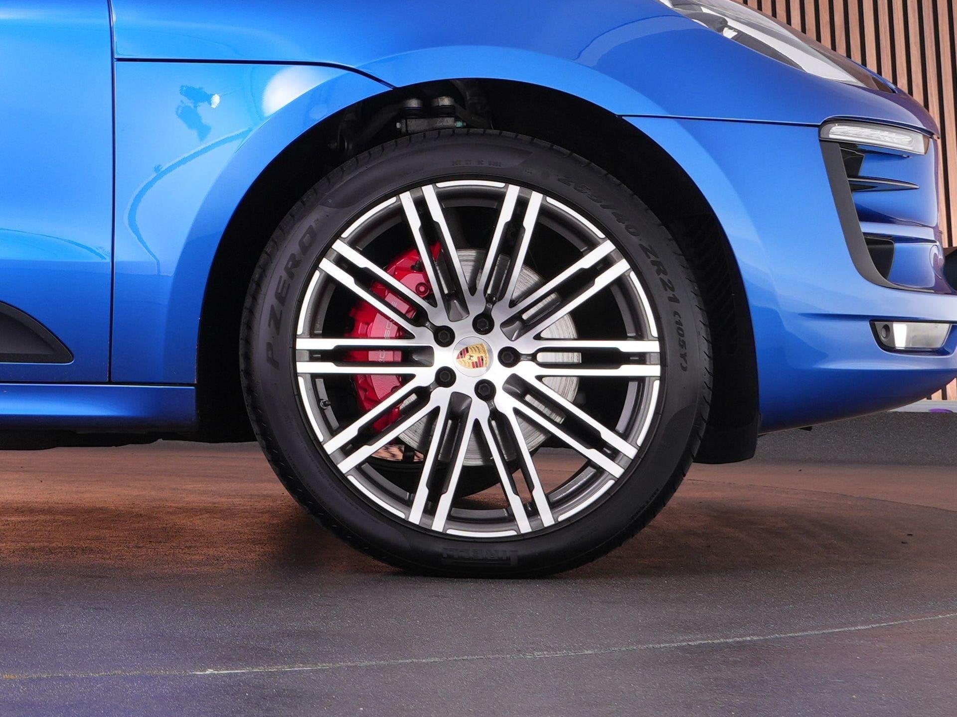 Foto 47 van Porsche Macan 3.0 GTS |panoramadak|luchtvering|PASM|sportuit