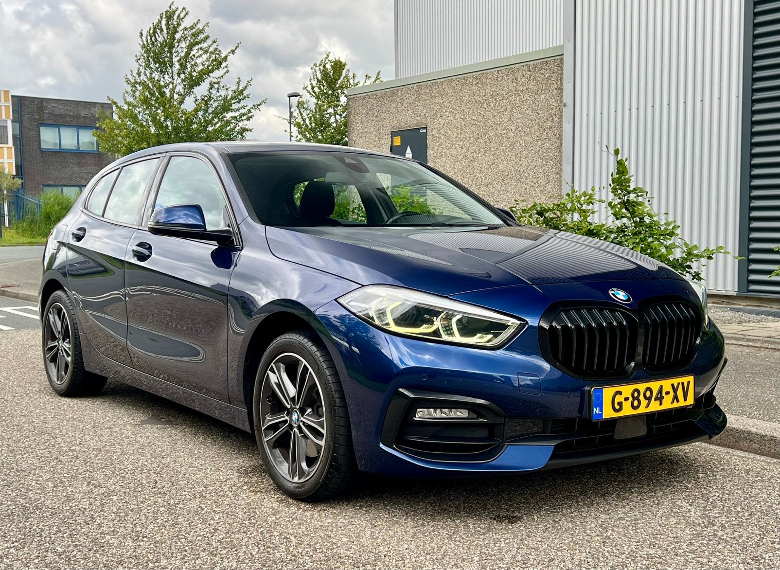 BMW 1-Serie 118i | Automaat | Virtual | Sfeerverl., Auto's, Blauw, Leder en Stof, Bluetooth, Origineel Nederlands