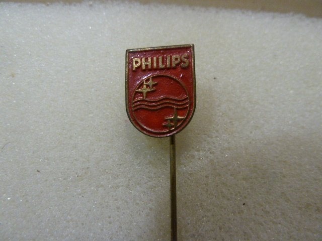 Vintage Philips Speldje - Rood Emaille met Logo, Ophalen of Verzenden, Gebruikt, Merk, Speldje of Pin
