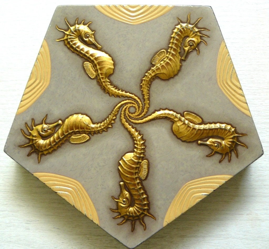 Escher blik met zeepaardjes goud grijs en beige mooie staat., Ophalen of Verzenden