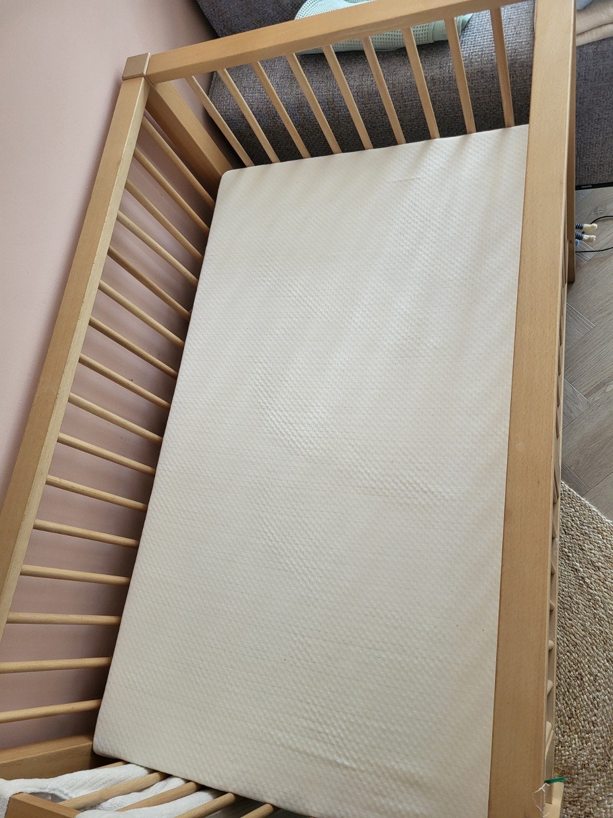 Matras en boxkleed voor tweelingbox (71x122x4cm), Ophalen, Zo goed als nieuw, Boxkleed