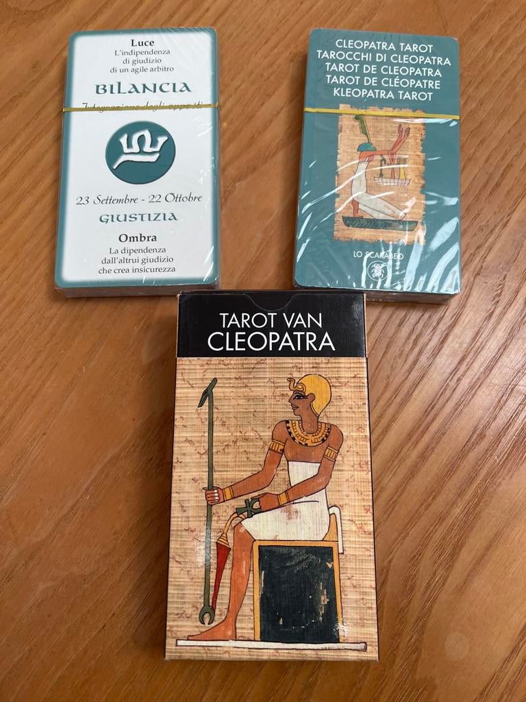 Tarot van Cleopatra & Bilancia Tarotkaarten (nieuw), Boeken, Ophalen of Verzenden, Zo goed als nieuw, Tarot of Kaarten leggen