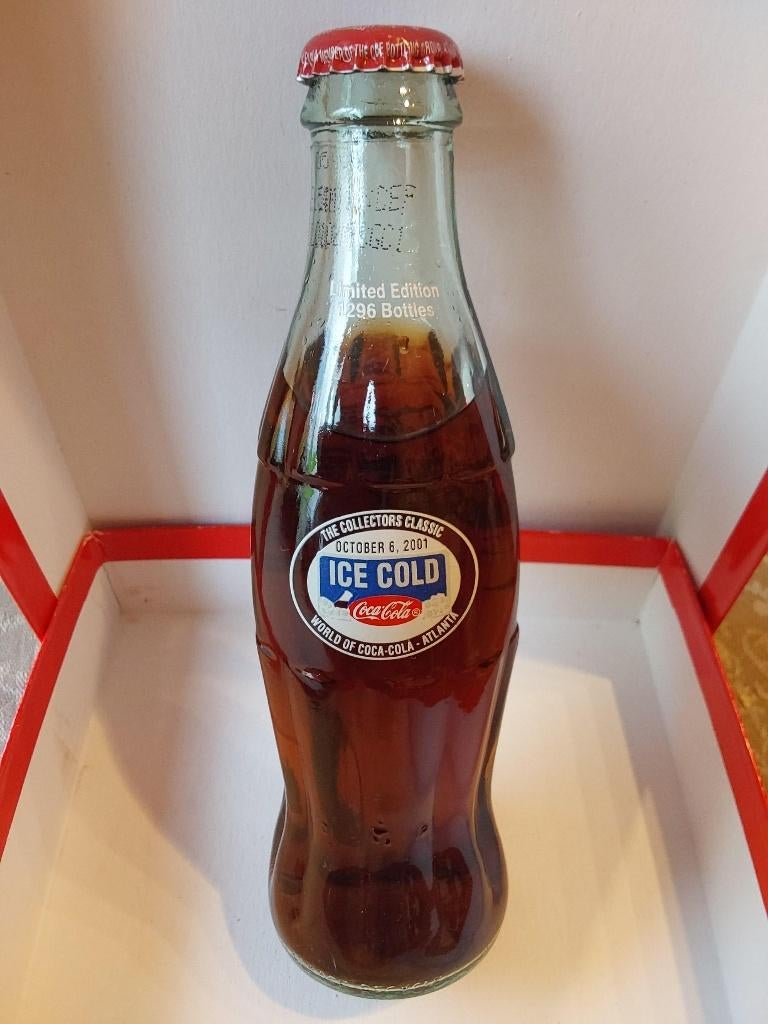 COCA COLA FLES ICE COLD WORLD OF COCA COLA ATLANTA 2001, Ophalen of Verzenden, Zo goed als nieuw, Gebruiksvoorwerp