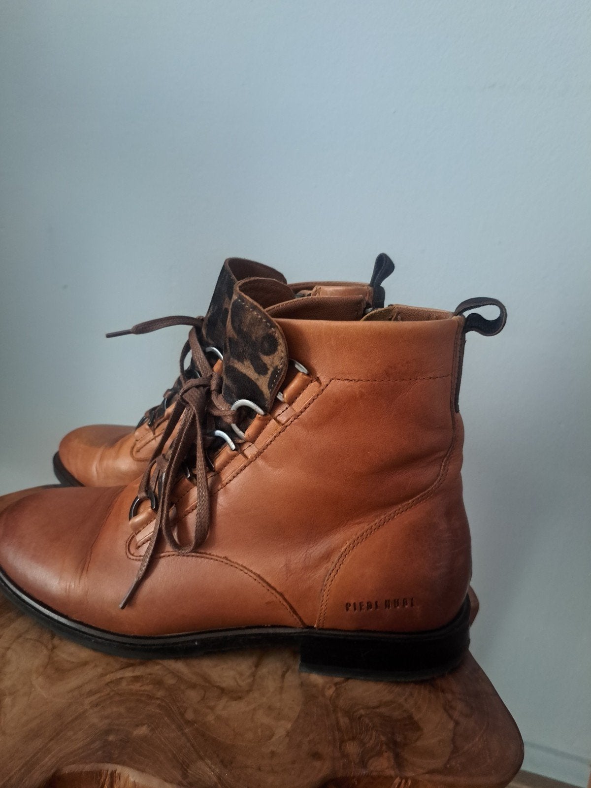 Piedi Nudi booties maat 40 in nieuwstaat, Bruin, Lage of Enkellaarzen, Ophalen of Verzenden, Zo goed als nieuw
