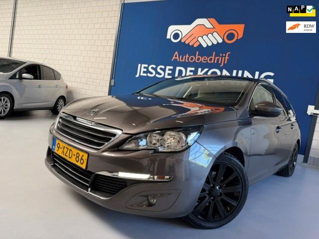 Peugeot 308 SW 1.2 e-THP Blue Lease Executive Automaat/ pano, Auto's, Automatische klimaatregeling, Gebruikt, Euro 6, 1199 cc