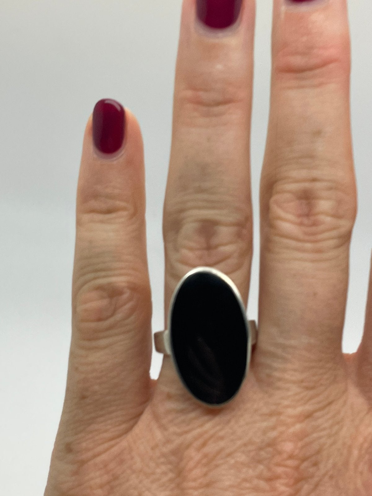 F928 Prachtige zilveren ring met onyx maat 19, 19 tot 20, Ophalen of Verzenden, X, Met edelsteen