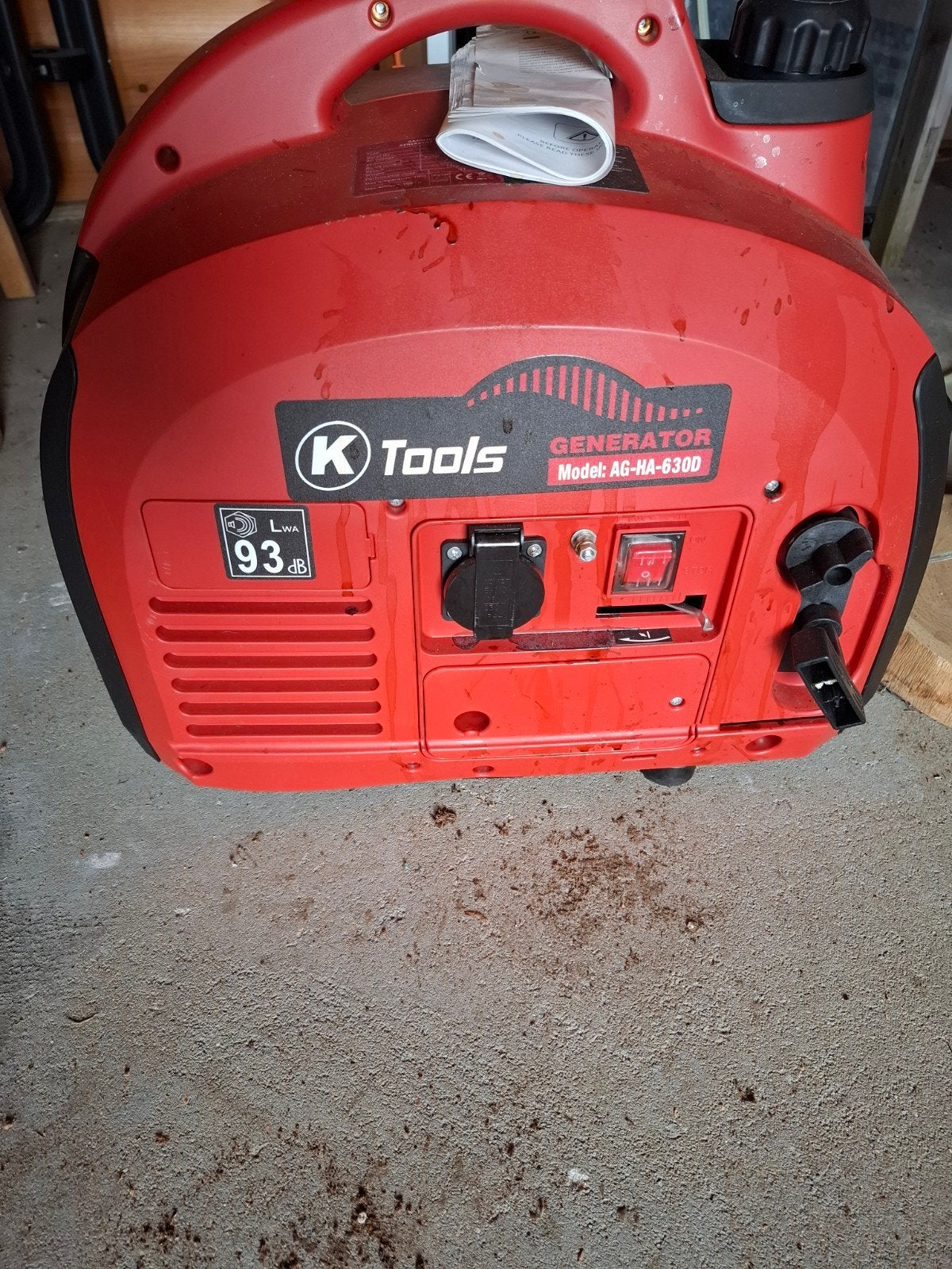 K Tools Generator Model AG-HA-630D - Draagbare, Ophalen, Gebruikt, Benzine, Geluidgedempt