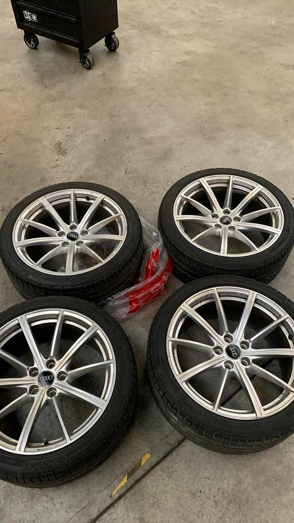 Audi rs4 b9 winter set 19 inch, Gebruikt, 265 mm, Banden en Velgen, Winterbanden