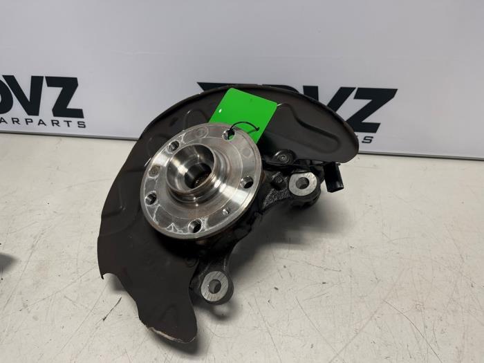 Fusee houder rechts-voor van een Volkswagen Golf, Gebruikt, -, Volkswagen, -