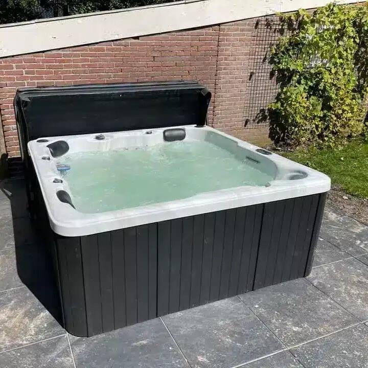 Sunspa Goldline | 5‑persoons spa | Compleet geleverd, Tuin en Terras, Bubbelbaden en Hottubs, Info@sunspahetgooi.nl, Loodijk 24A