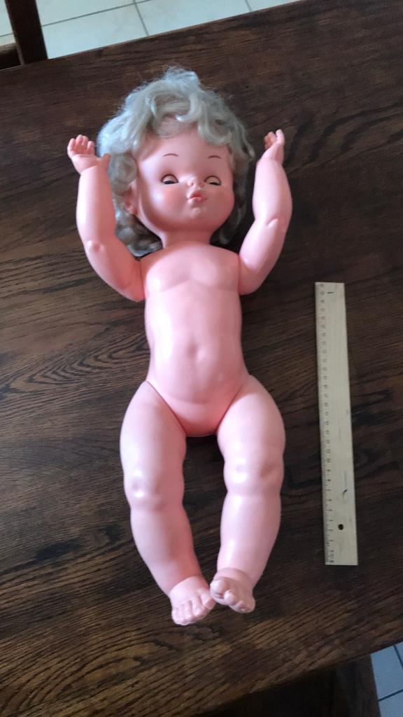 Famosa pop, Ophalen of Verzenden, Zo goed als nieuw, Babypop