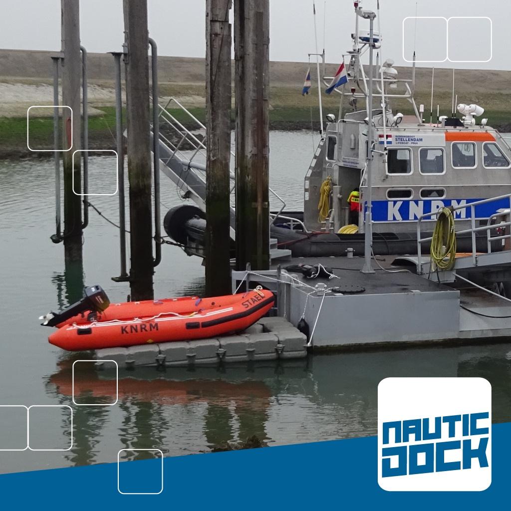Bootlift 2,0 x 4,0 meter | NauticDock | Geen Aangroei Floats