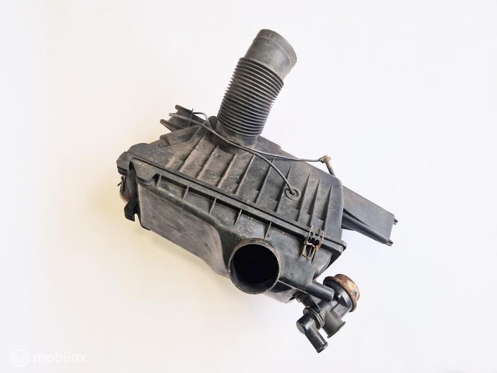 Luchtfilterbehuizing Volvo 240 242 244 245 Carburateur, Auto-onderdelen, Motor en Toebehoren, Volvo, Gebruikt, Ophalen of Verzenden