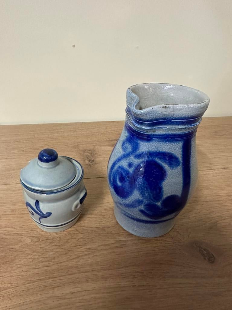 Keulse schenkkan en mosterdpotje 9,5 en 16 cm, Ophalen of Verzenden