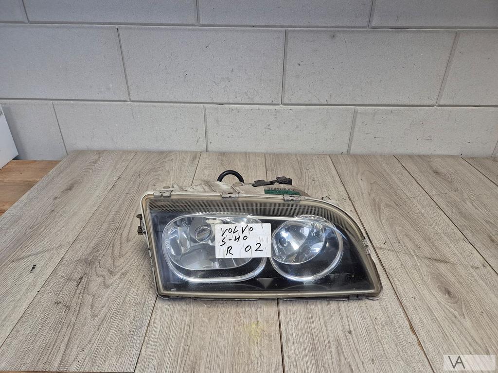Volvo S40 en V40 koplamp rechts XENON 2000 - 2004 30899885, Gebruikt, -, -, Ophalen of Verzenden