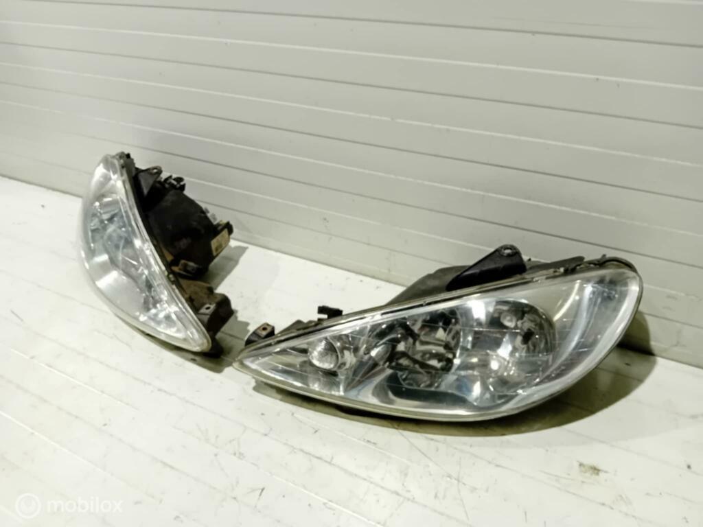 Koplampen Peugeot 206, Gebruikt, Ophalen of Verzenden