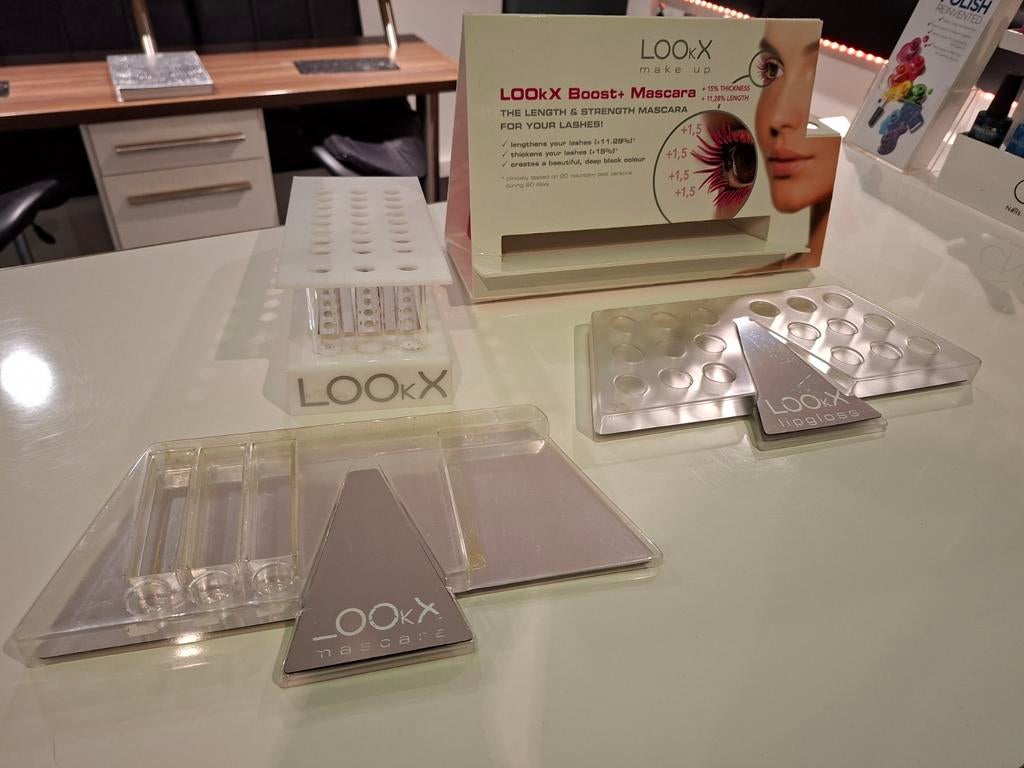 Diverse Lookx make-up displays, Ophalen of Verzenden, Zo goed als nieuw, Overige kleuren, Gehele gezicht