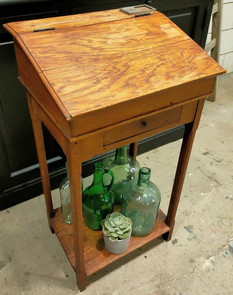 Antieke/vintage lessenaar, eiken jaren '20 schooltafel, Antiek en Kunst, Antiek | Meubels | Kasten, Ophalen