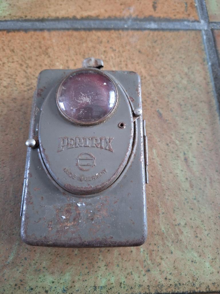Duitse zaklamp Pertrix, Verzamelen, Militaria | Algemeen, Overige soorten, Overige typen, Duitsland, Ophalen of Verzenden