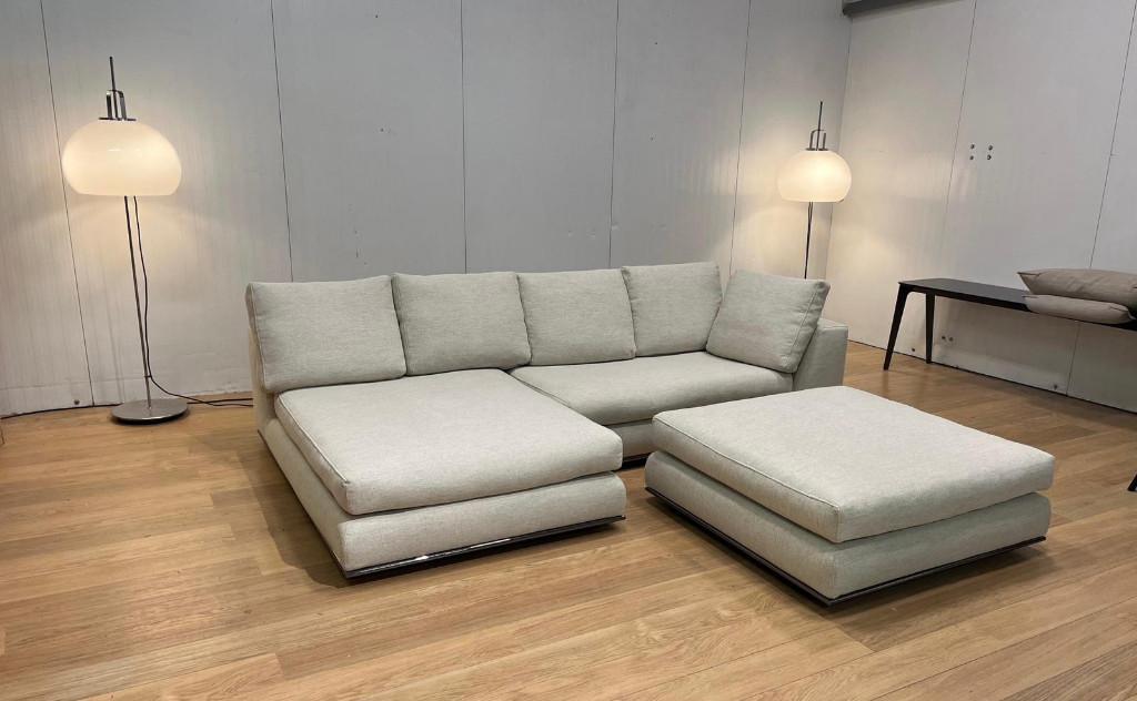 Minotti Hamilton Hoekbank + Hocker | Garantie | NP €19.500, https://www.minotti.com/en, 250 tot 300 cm, Minotti, Hoekbank