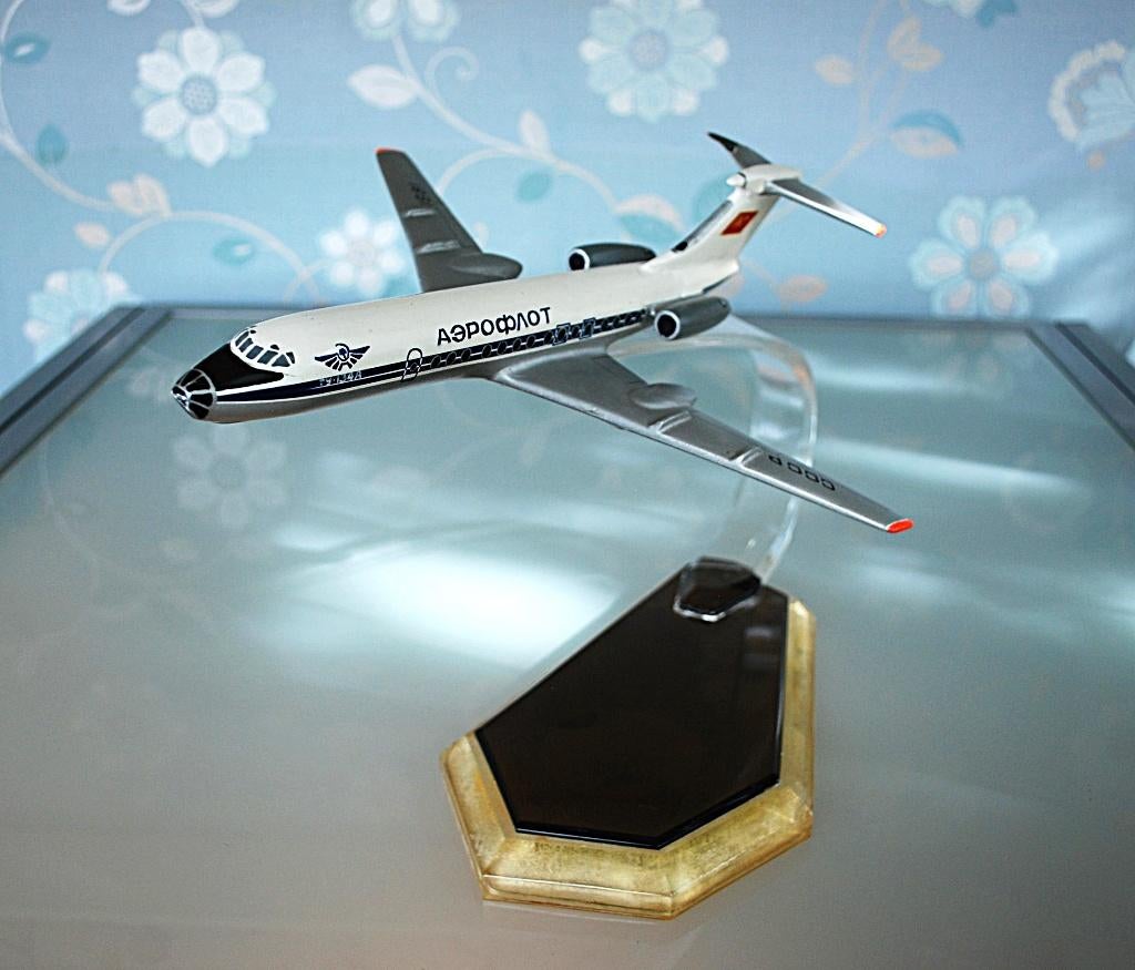 Jet Vliegtuig Aeroflot Tupolev 134 Prachtig vintage model, Antiek en Kunst, Curiosa en Brocante, Ophalen of Verzenden