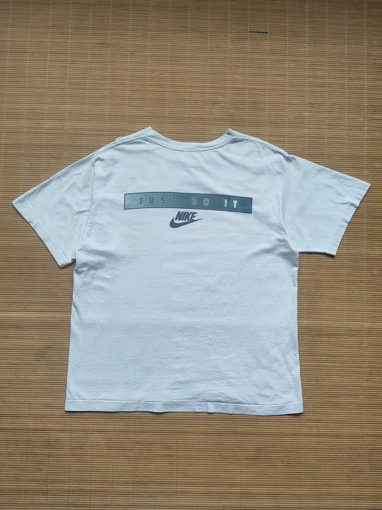 Rare Nike T-shirt Vintage Graphic Tee White 90s
Tennis, Kleding | Heren, Maat 52/54 (L), Wit, Nike, Ophalen of Verzenden