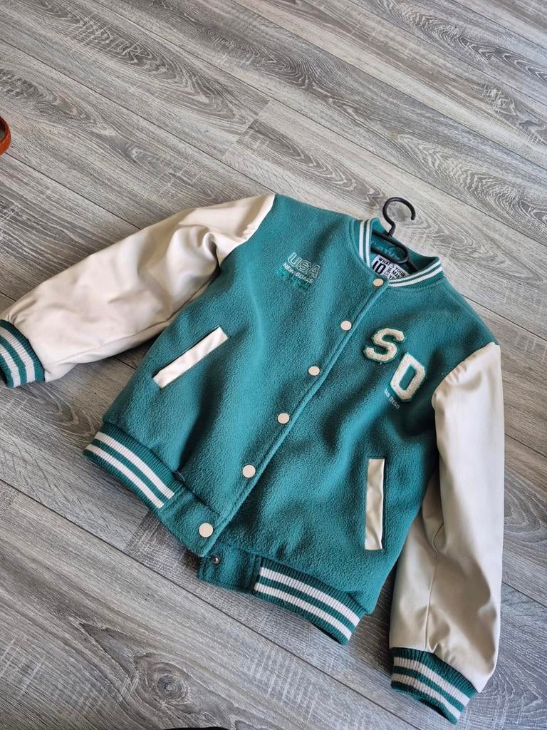 Stoere baseball jack maat 134/140, Ophalen of Verzenden, Zo goed als nieuw, Jas, Jongen of Meisje